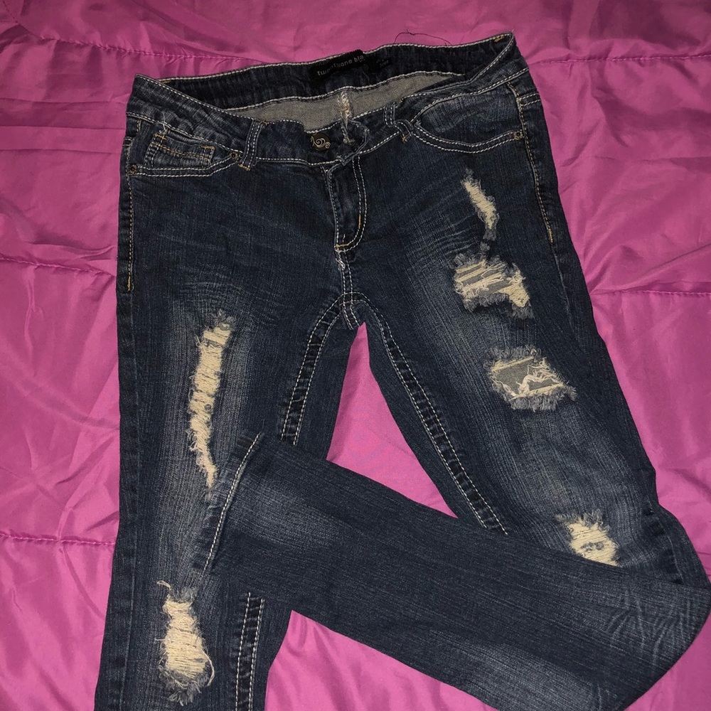 Distressed Darkwash Skinny Jeans